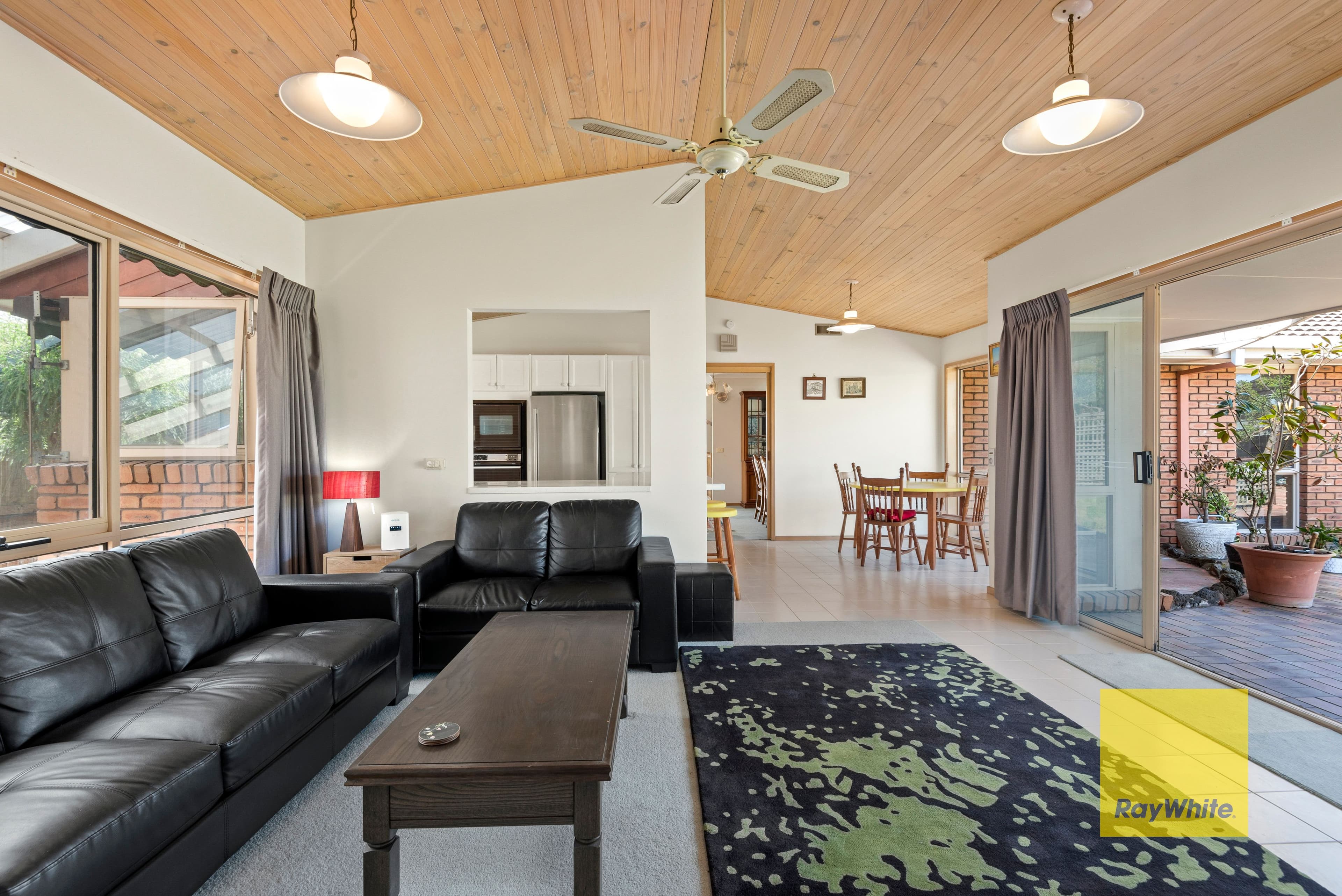 10 Glastonbury Drive, Highton VIC 3216, Highton - Thumbnail 3