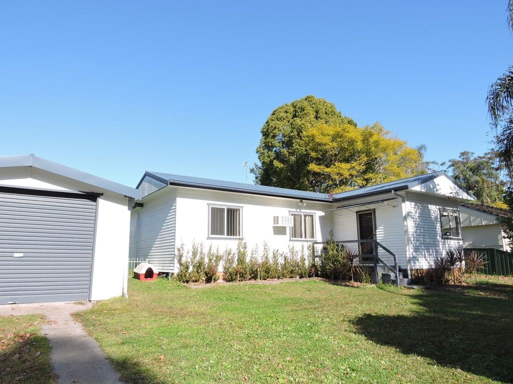 28 Dalton Street, Wyoming NSW 2250, Wyoming - Image 1