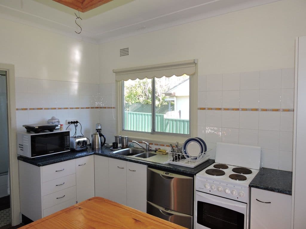 28 Dalton Street, Wyoming NSW 2250, Wyoming - Thumbnail 2