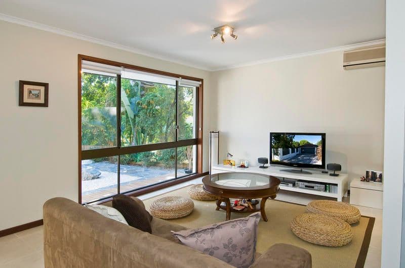 14 Eileen Avenue, SOUTHPORT QLD 4215, Southport - Thumbnail 2