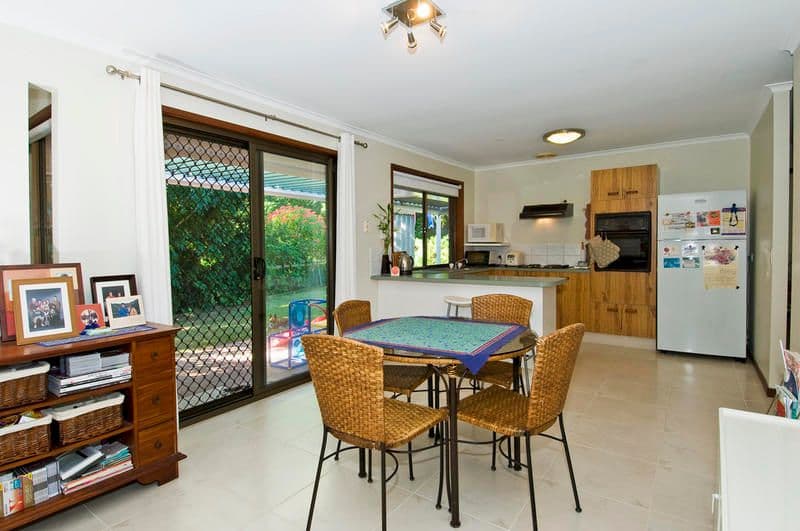 14 Eileen Avenue, SOUTHPORT QLD 4215, Southport - Thumbnail 4