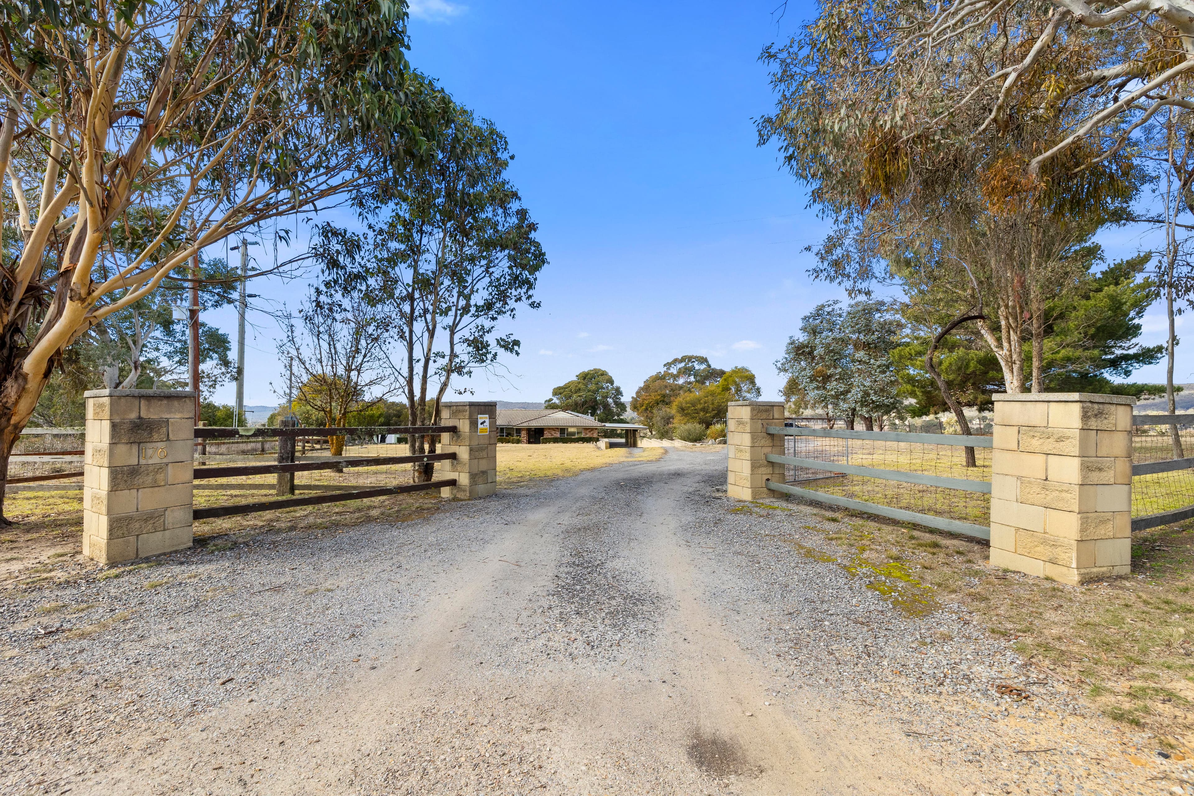 176 Cullen Bullen Road, Portland, Portland - Image 1