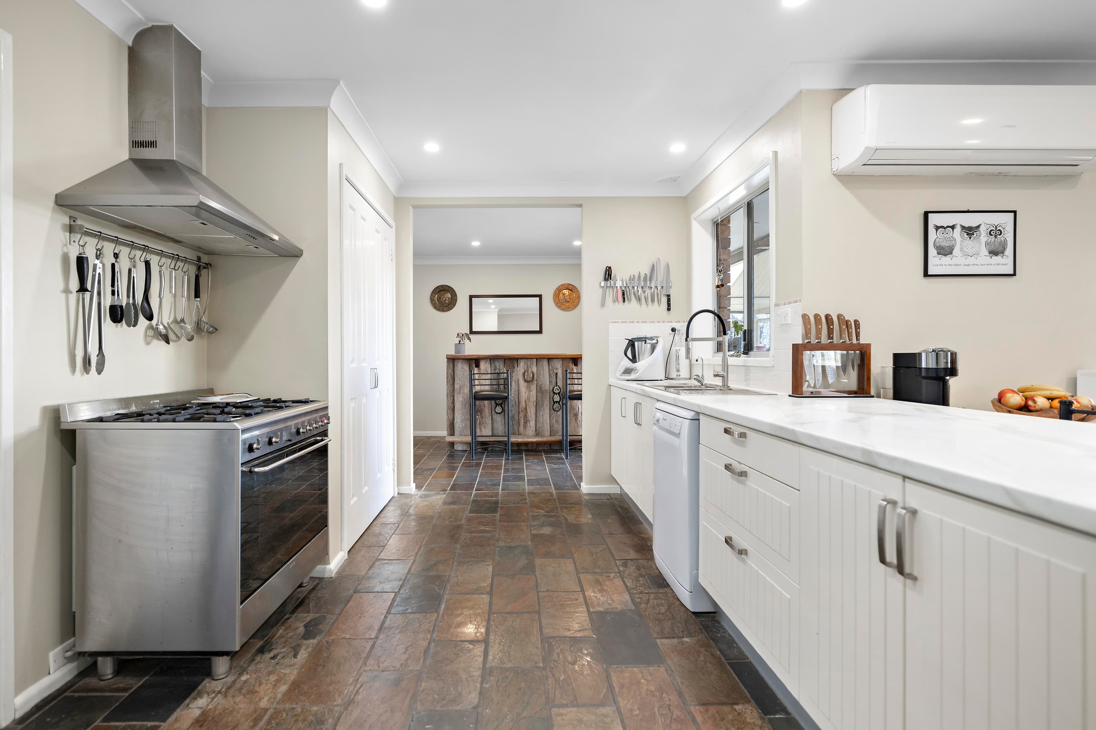176 Cullen Bullen Road, Portland, Portland - Thumbnail 4