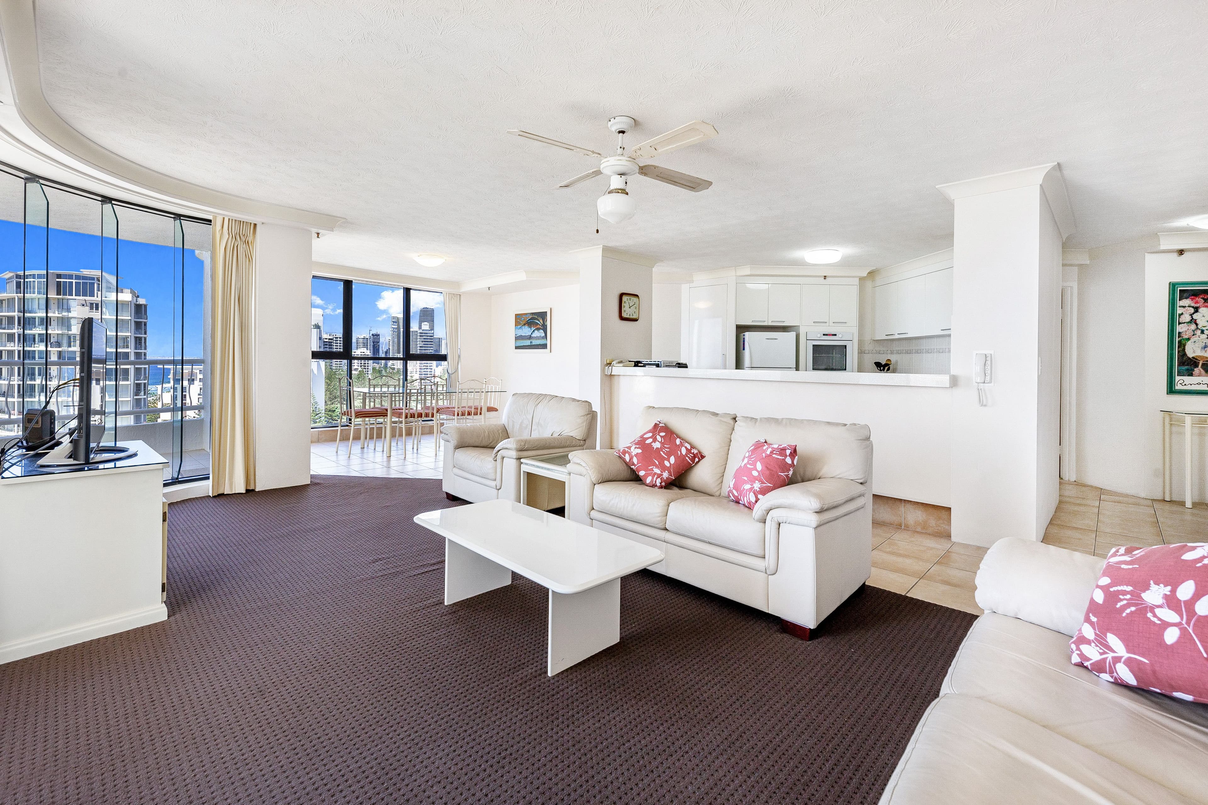 56 Biarritz 85 Old Burleigh Road, Surfers Paradise QLD 4217, Surfers Paradise - Thumbnail 3