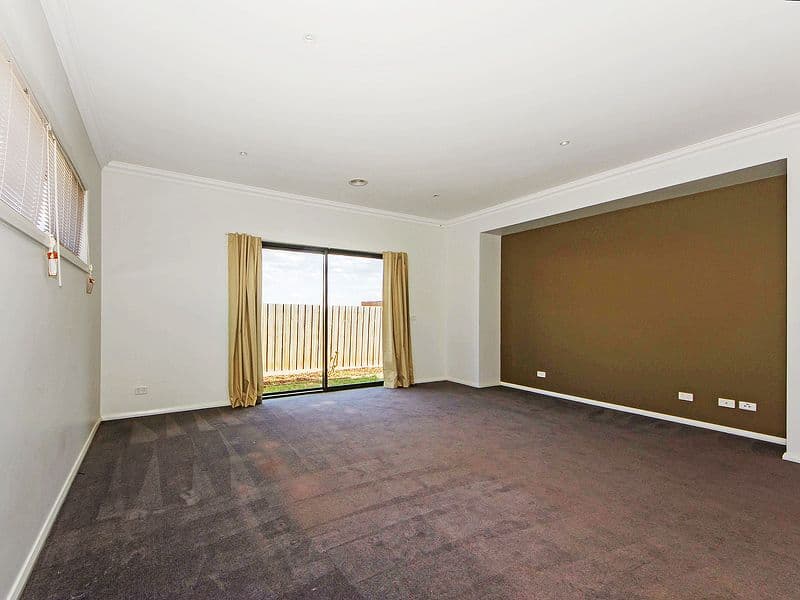 9 Willowherb Way, Point Cook VIC 3030, Point Cook - Thumbnail 7