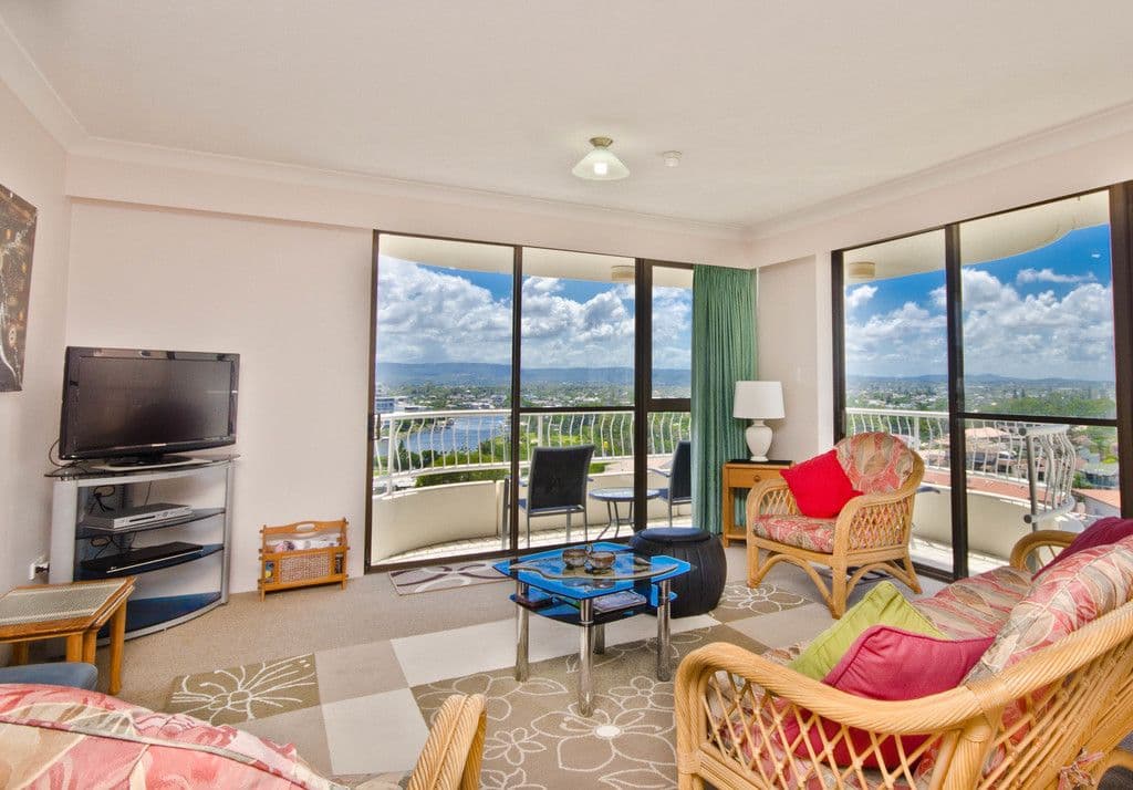 43 'Capricornia', 121 Surf Parade, Broadbeach QLD 4218, Broadbeach - Thumbnail 4