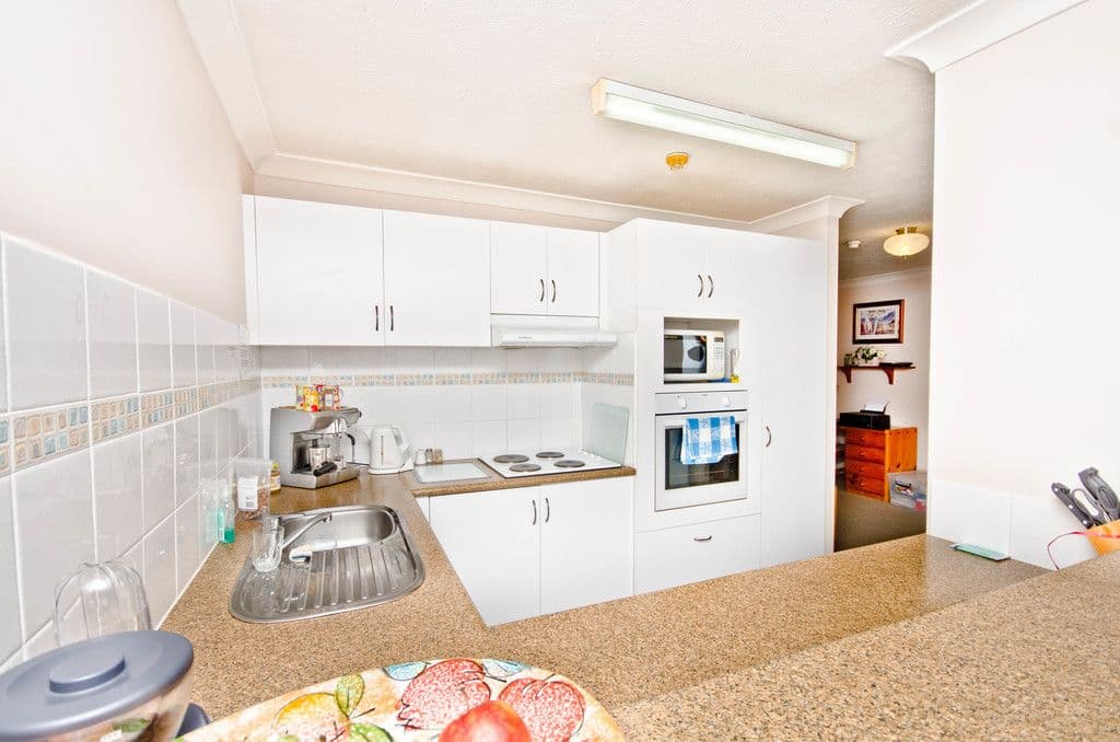 43 'Capricornia', 121 Surf Parade, Broadbeach QLD 4218, Broadbeach - Thumbnail 8