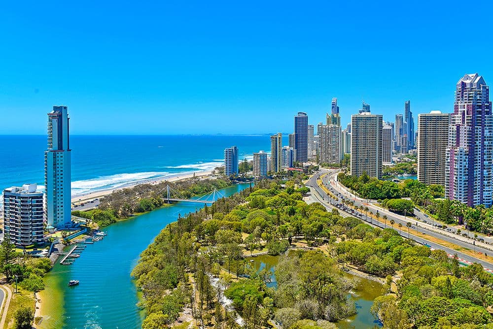 24 Breaker Street, Main Beach QLD 4217, Main Beach - Thumbnail 3
