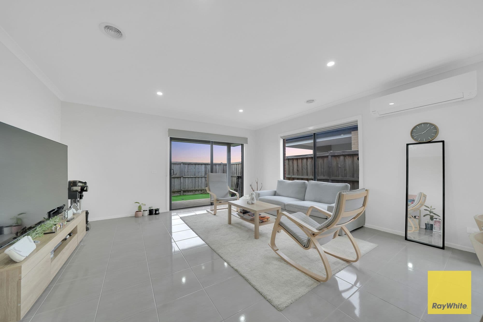 21 Amreli Street, DEANSIDE VIC 3336, Deanside - Thumbnail 5