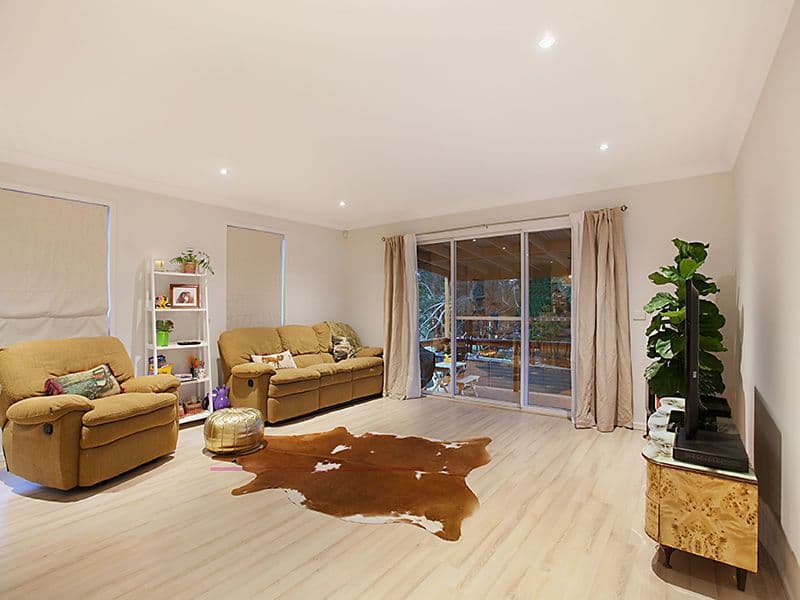 5 Oscar Drive, CHITTAWAY POINT NSW 2261, Chittaway Point - Thumbnail 5