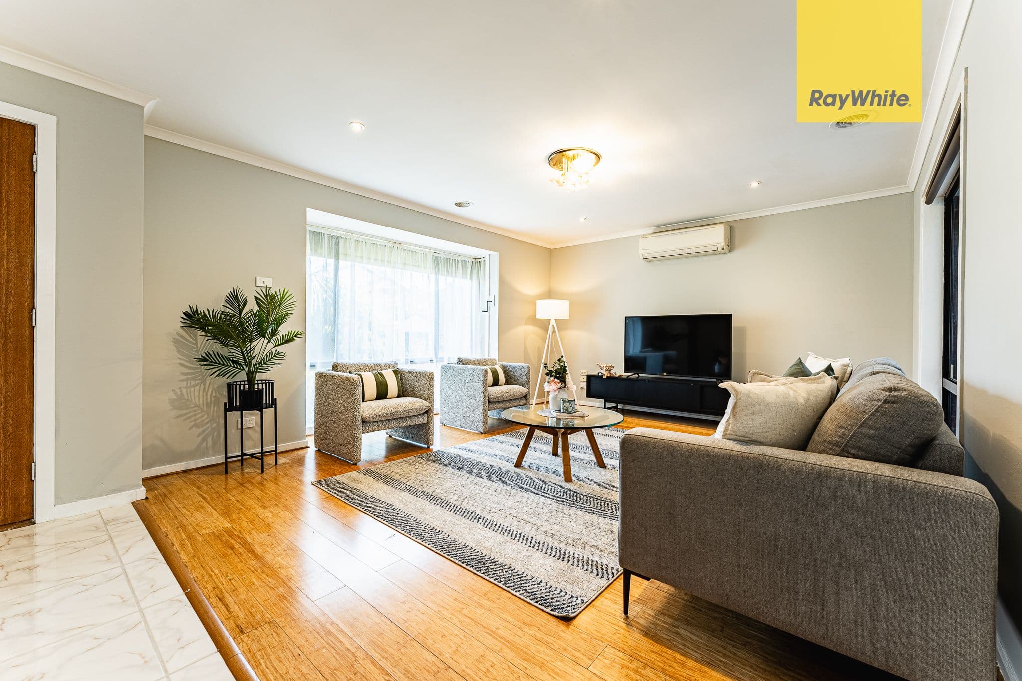 48 Moonstone Circuit, St Albans VIC 3021, St Albans - Thumbnail 3