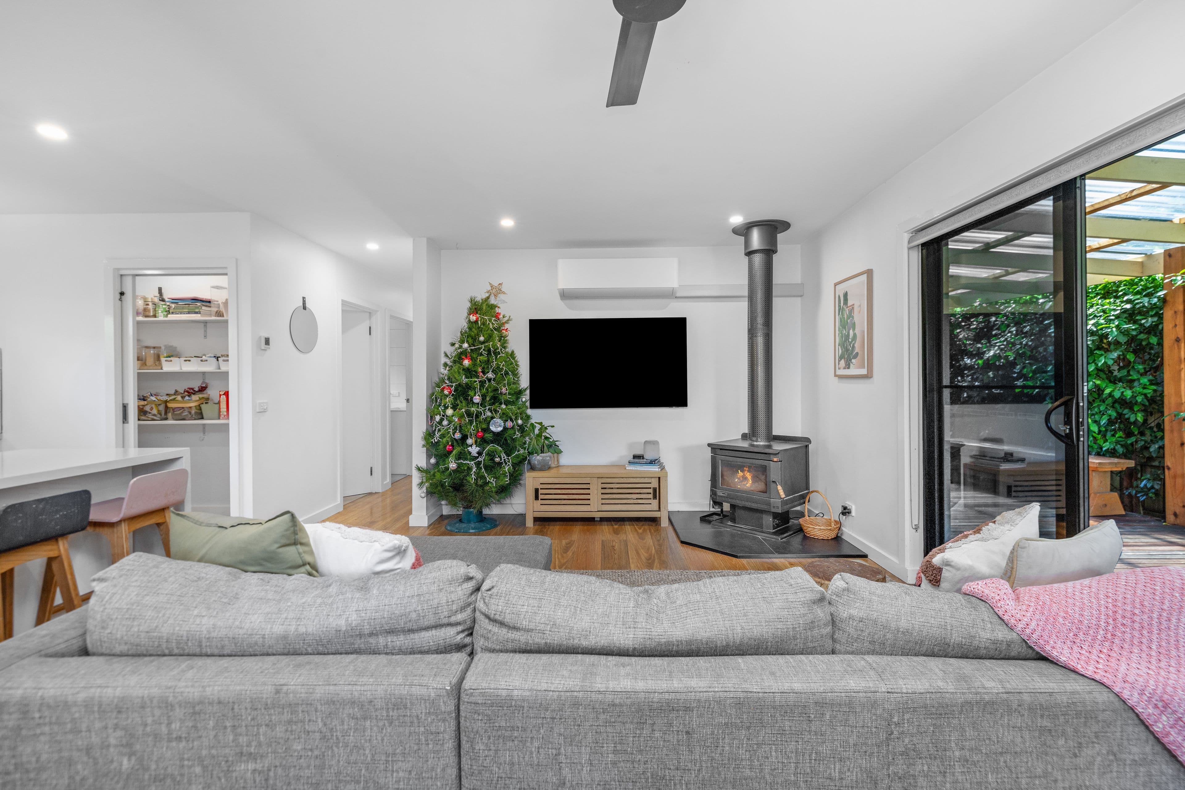6 Seacrest Avenue, Seaford VIC 3198, Seaford - Thumbnail 3