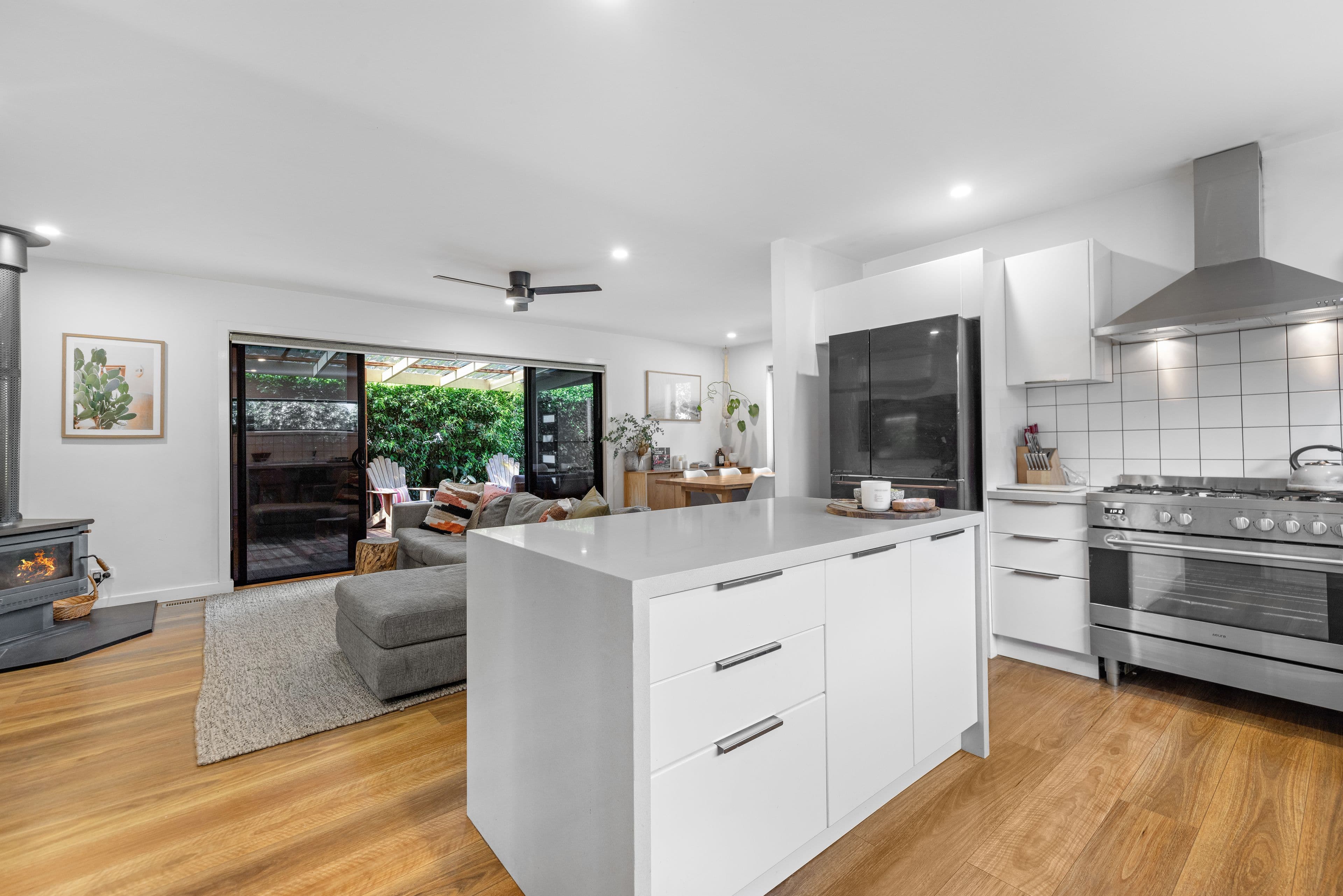 6 Seacrest Avenue, Seaford VIC 3198, Seaford - Thumbnail 8