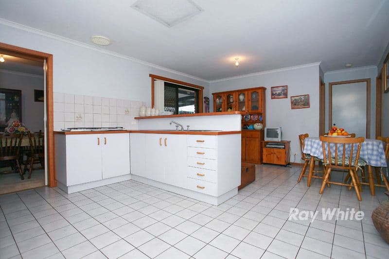 3 Topaz Way, HAMPTON PARK VIC 3976, Hampton Park - Thumbnail 2