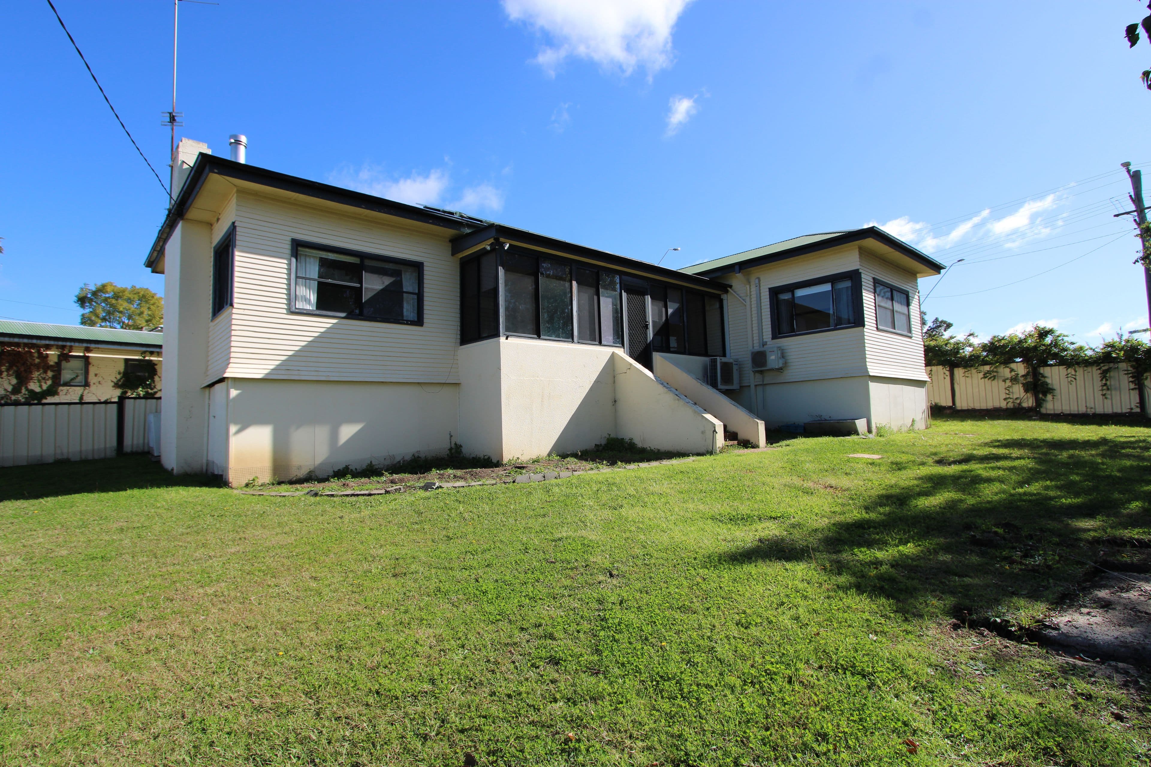 1 Lewin Street, Inverell NSW 2360, Inverell - Thumbnail 3
