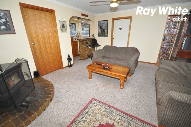 14 Illawarra Court, Craigmore SA 5114, Craigmore - Thumbnail 8