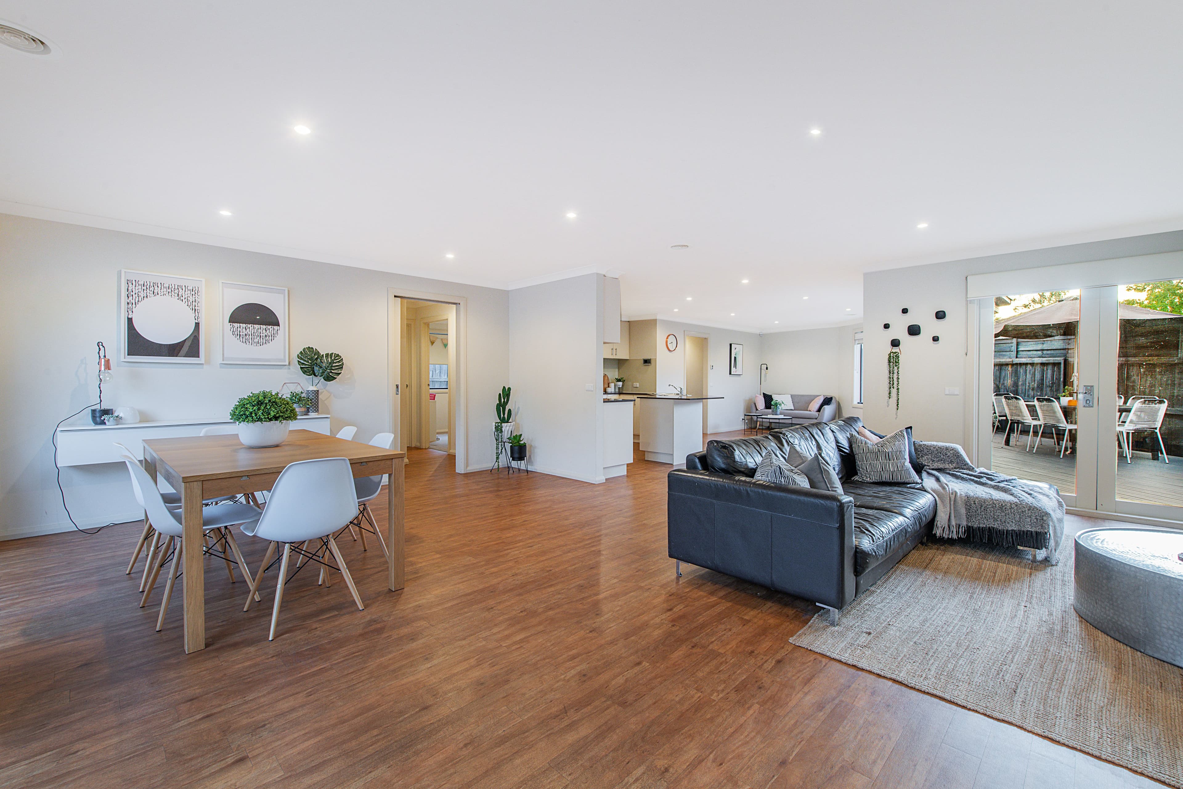 8B Louise Court, Lysterfield VIC 3156, Lysterfield - Thumbnail 2