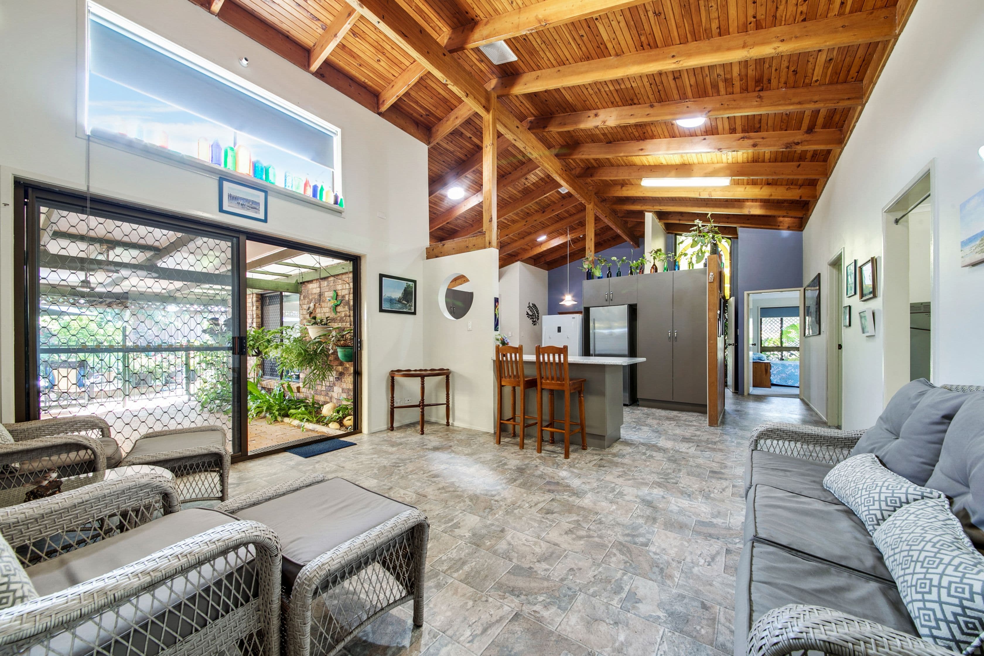 4 Yeppoon Crescent, Yeppoon QLD 4703, Yeppoon - Thumbnail 4