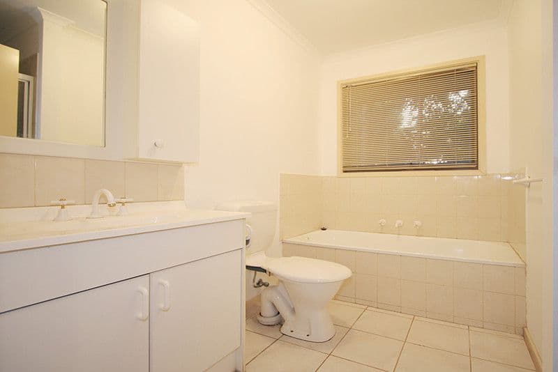 247 Gallaghers Road, GLEN WAVERLEY VIC 3150, Glen Waverley - Thumbnail 3