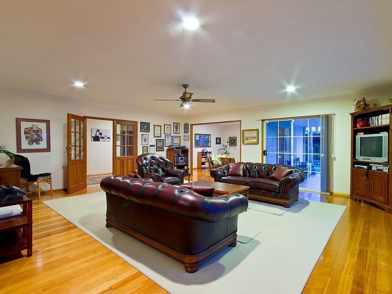 2 Urangan Court, HELENSVALE QLD 4212, Helensvale - Thumbnail 3