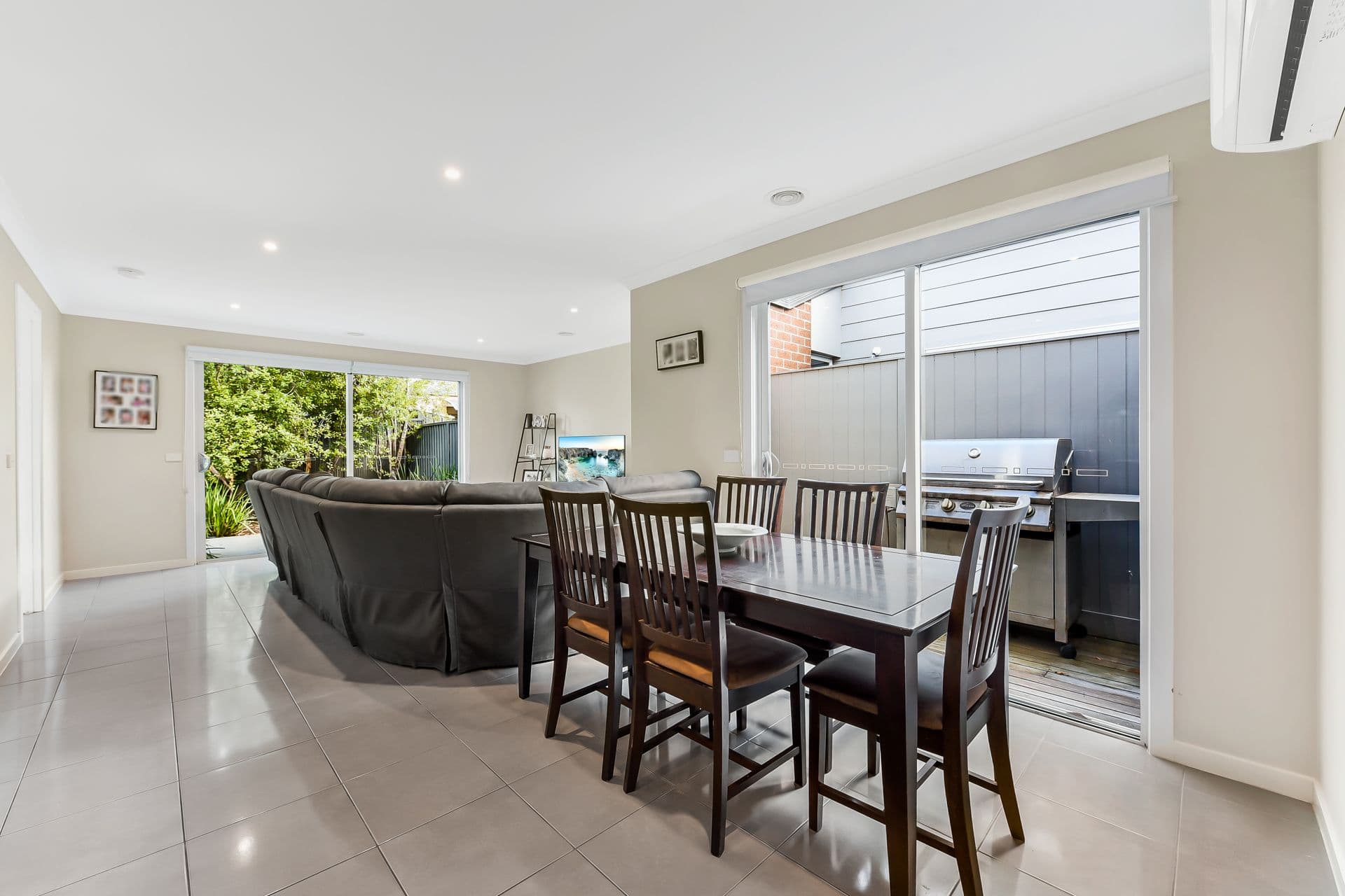 16 Artfield Street, Cranbourne East VIC 3977, Cranbourne East - Thumbnail 6