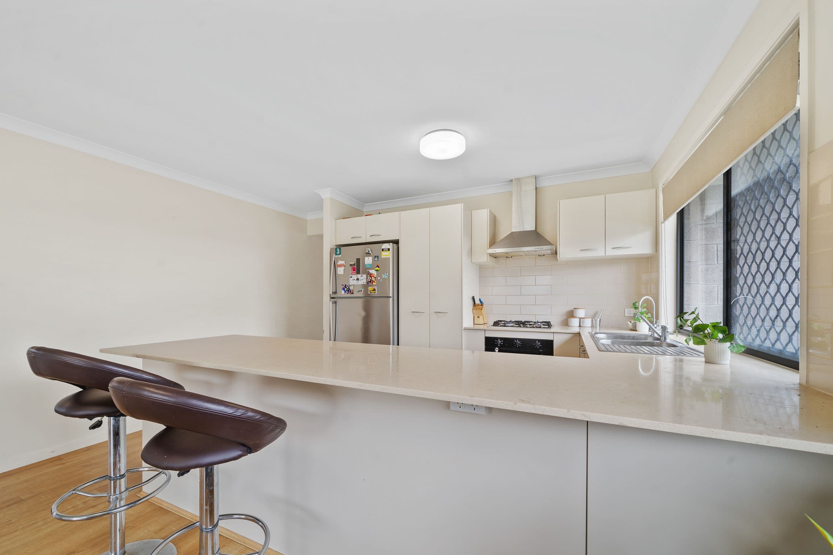10 Foster Circuit, Hillcrest QLD 4118, Hillcrest - Thumbnail 3