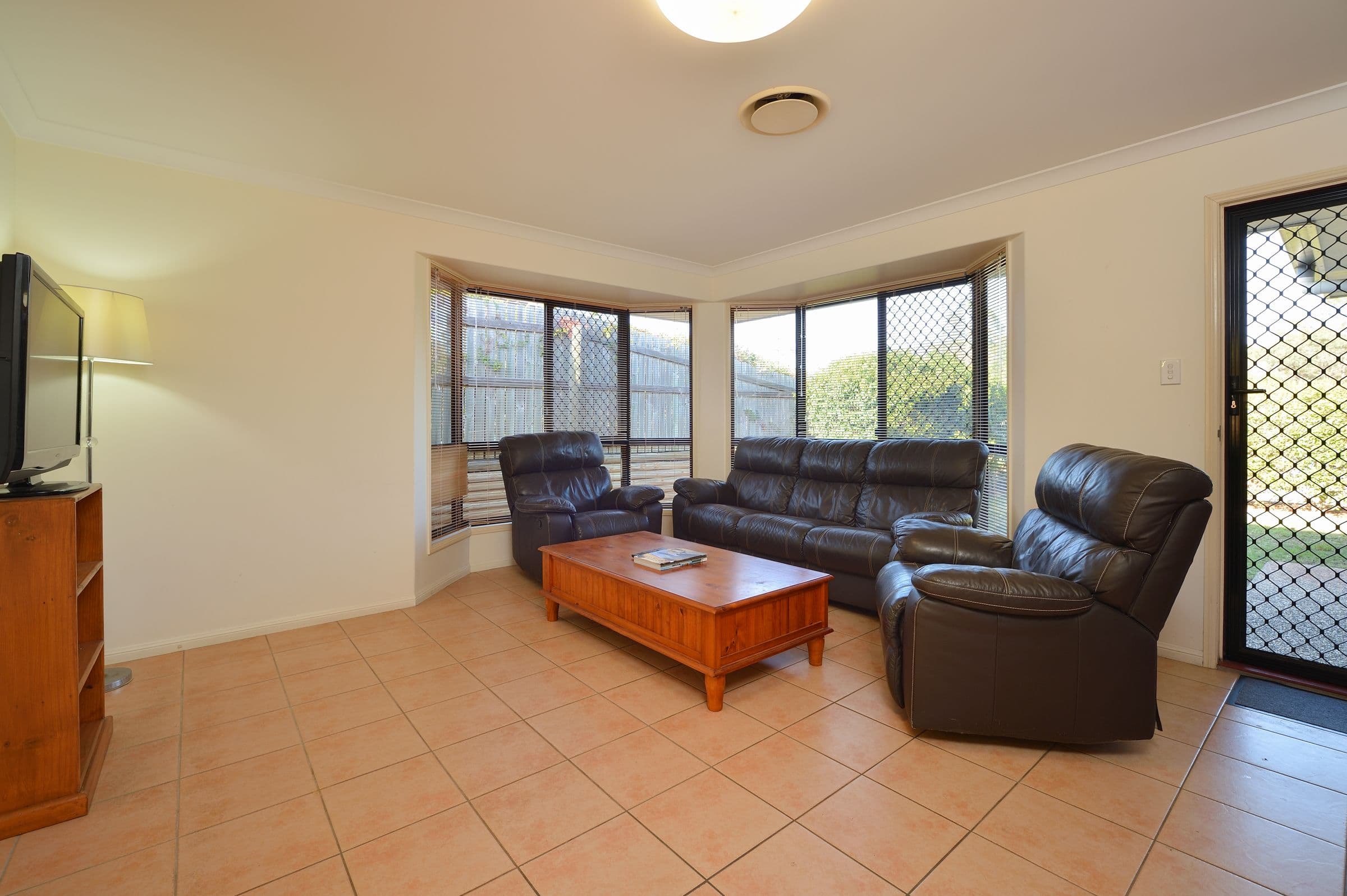 85a Col Brown Avenue, Clinton QLD 4680, Clinton - Thumbnail 2