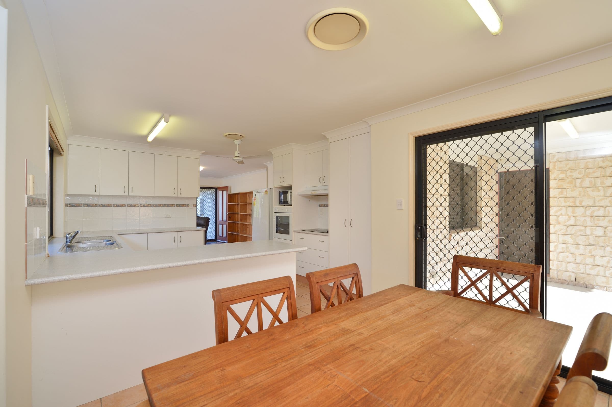 85a Col Brown Avenue, Clinton QLD 4680, Clinton - Thumbnail 5