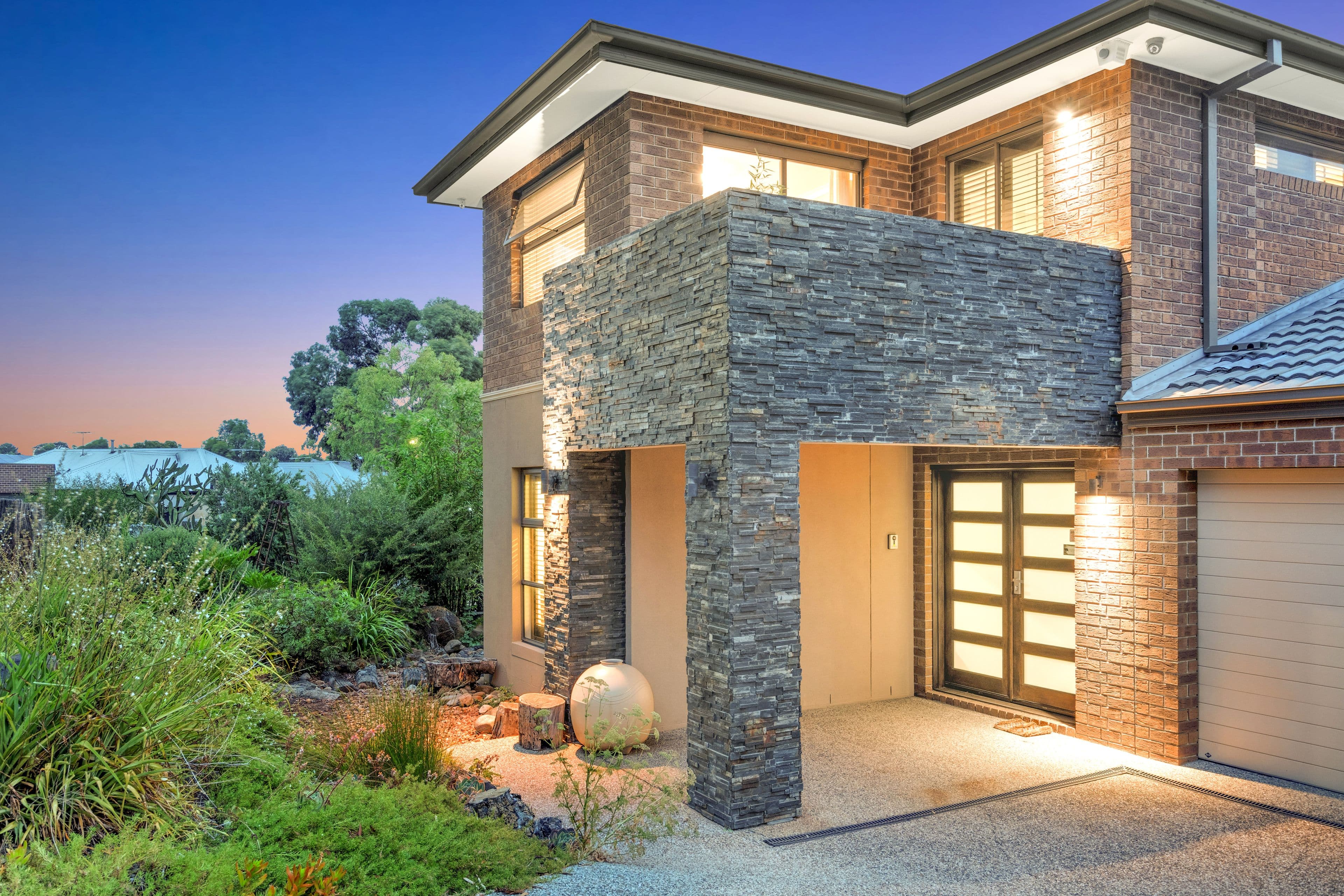 6 Jirrahlinga Terrace, Craigieburn VIC 3064, Craigieburn - Thumbnail 2
