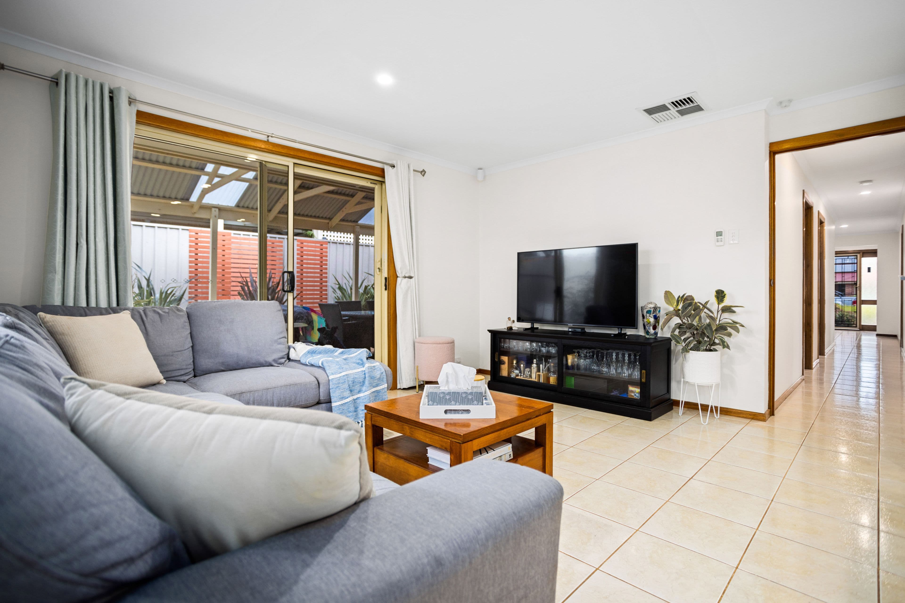 26 Fergusson Bowl, Craigmore SA 5114, Craigmore - Thumbnail 4