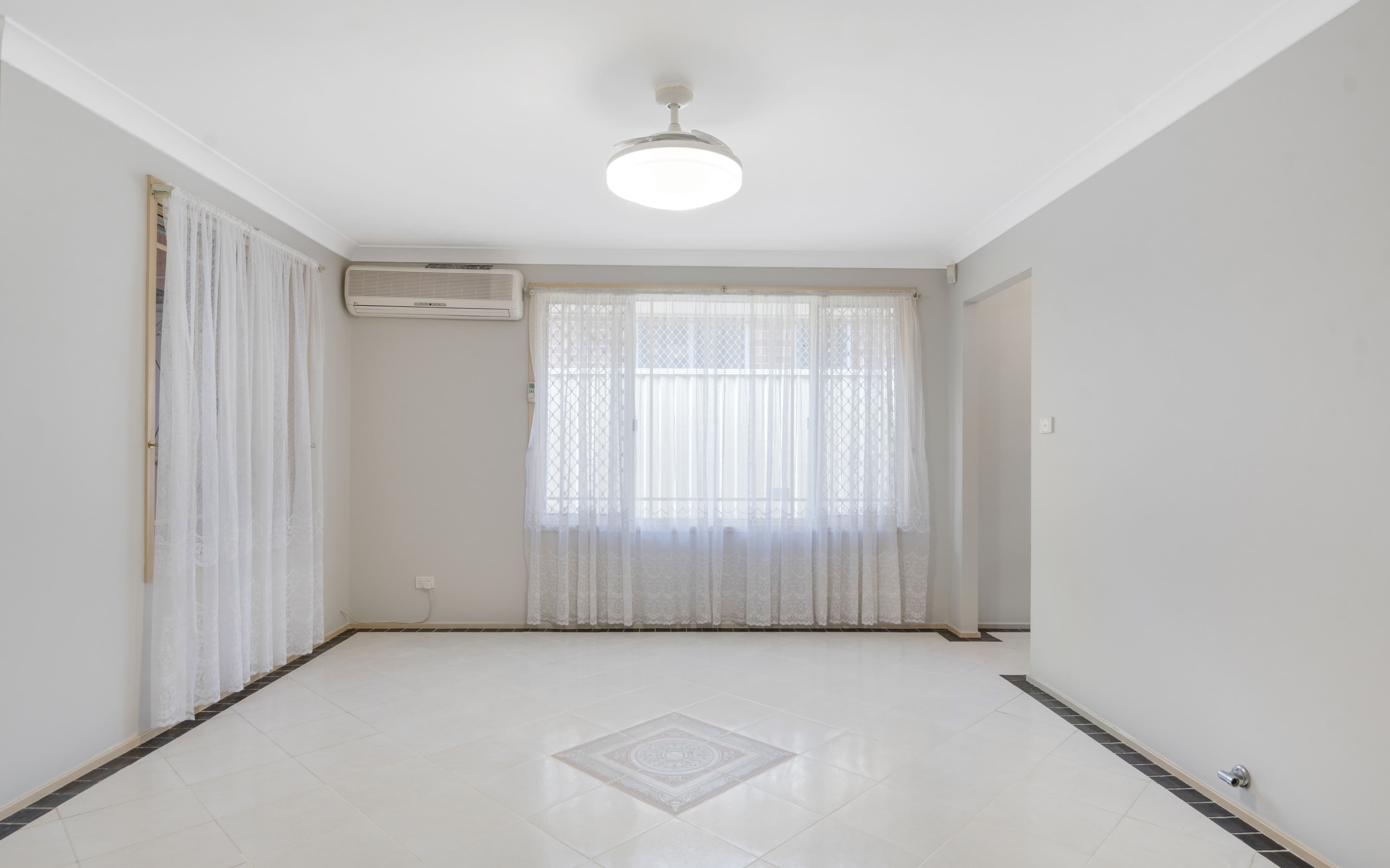 5 Stockalls Place, Minto NSW 2566, Minto - Thumbnail 5