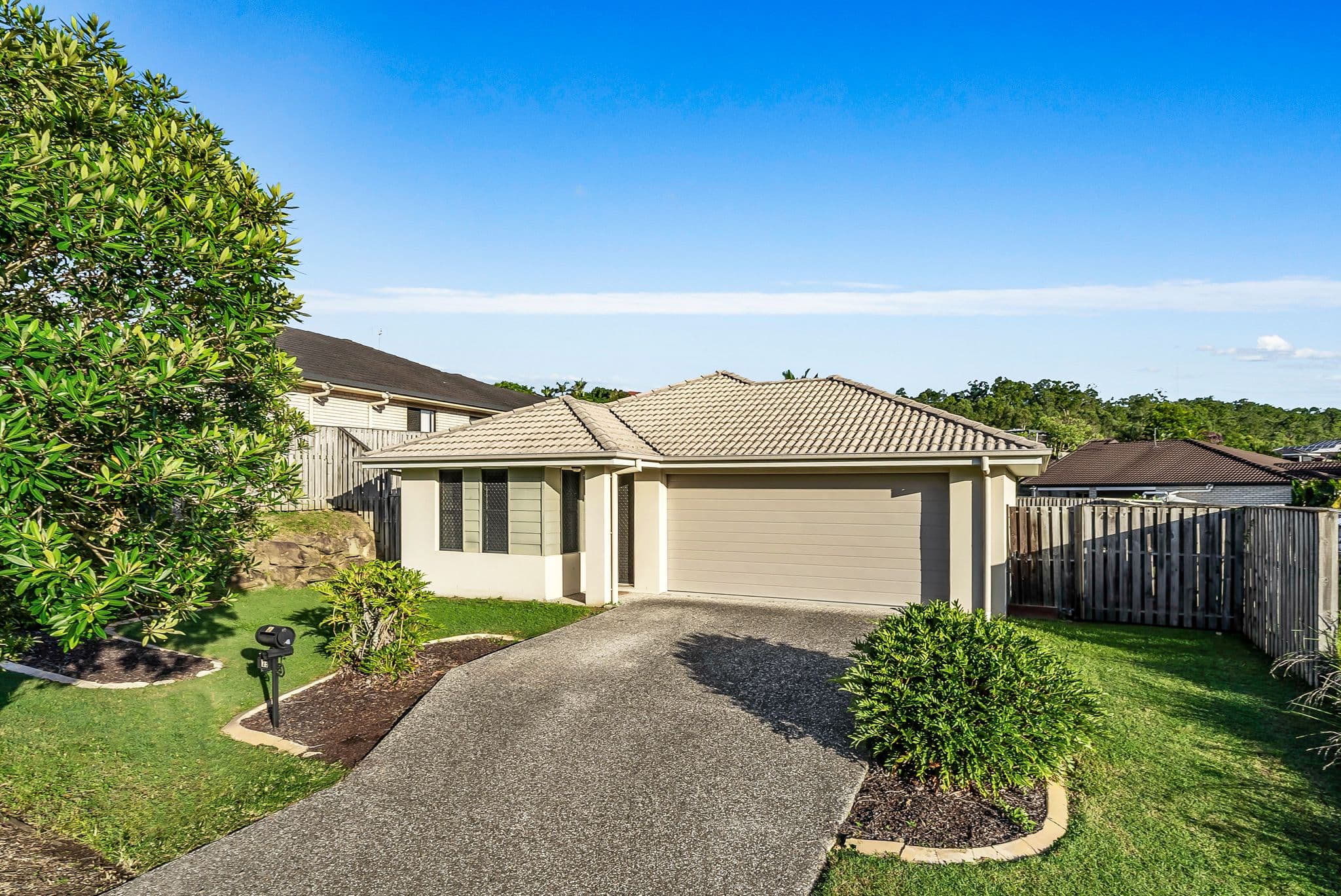 25 Hawkesbury Avenue, Pacific Pines QLD 4211, Pacific Pines - Image 1