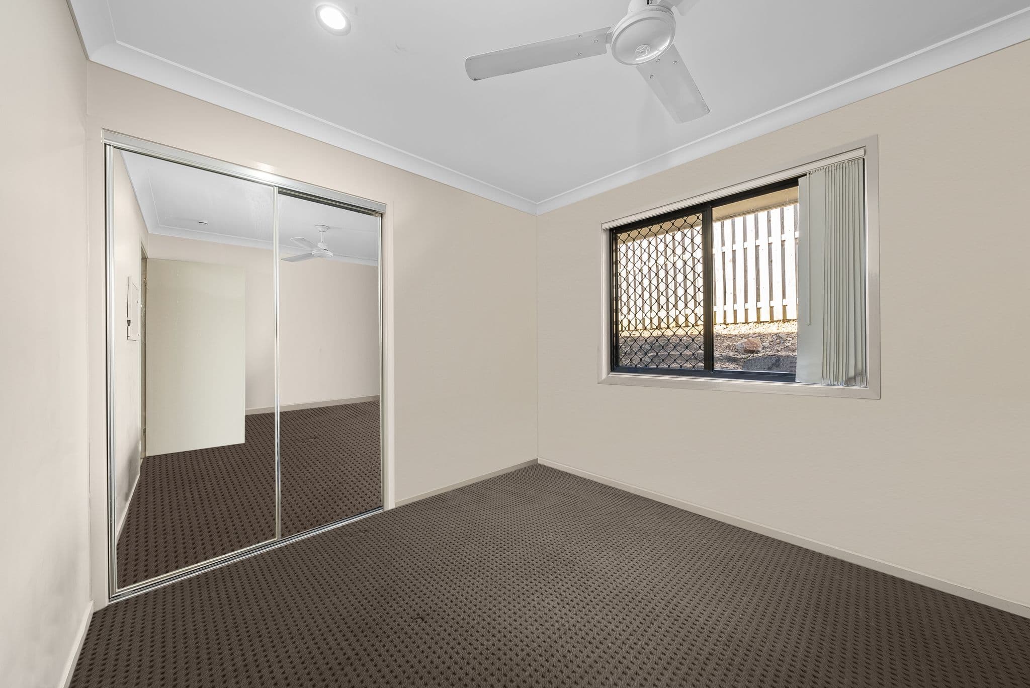 25 Hawkesbury Avenue, Pacific Pines QLD 4211, Pacific Pines - Thumbnail 4