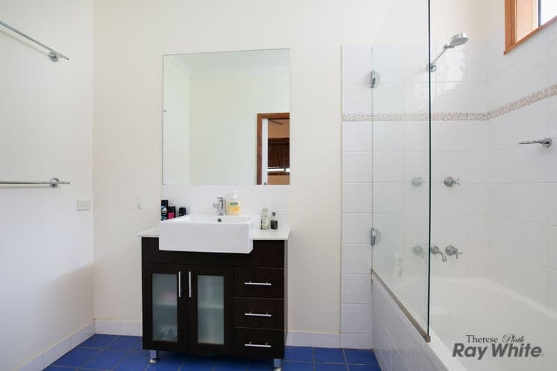 274 Robert Road, Bentley Park QLD 4869, Bentley Park - Thumbnail 7