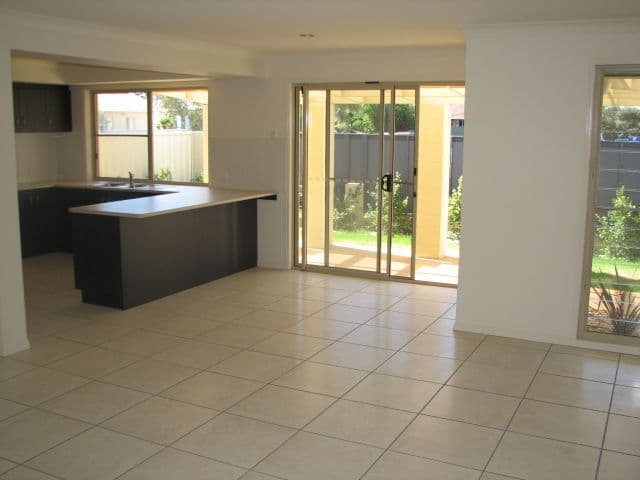 264 Yamba Road, YAMBA NSW 2464, Yamba - Thumbnail 3