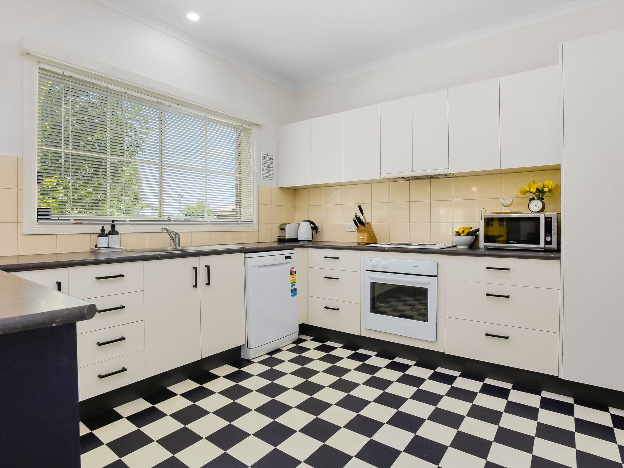 43 Wedge Street, Kyneton VIC 3444, Kyneton - Thumbnail 4