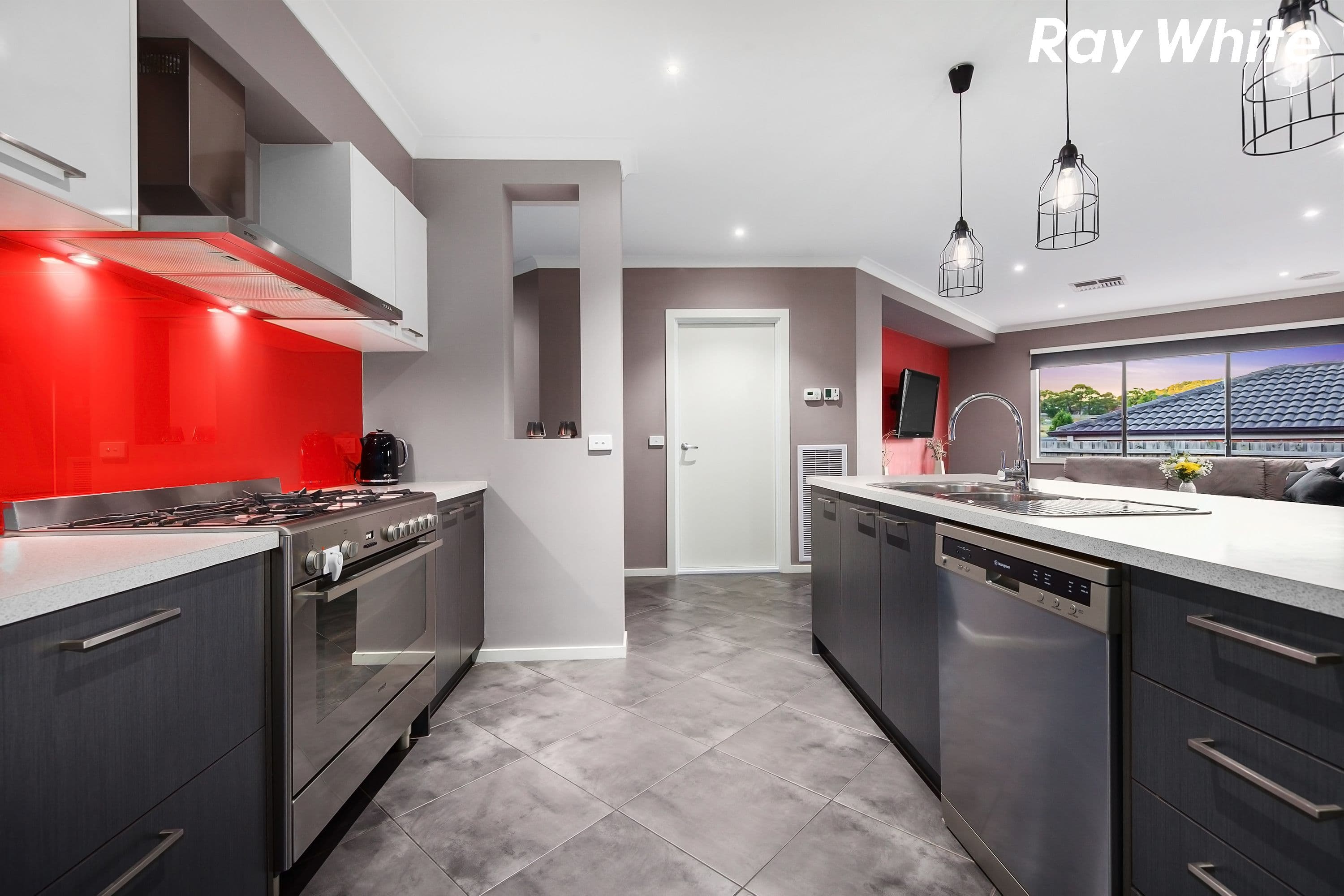 38 Thwaites Road, Pakenham VIC 3810, Pakenham - Thumbnail 6