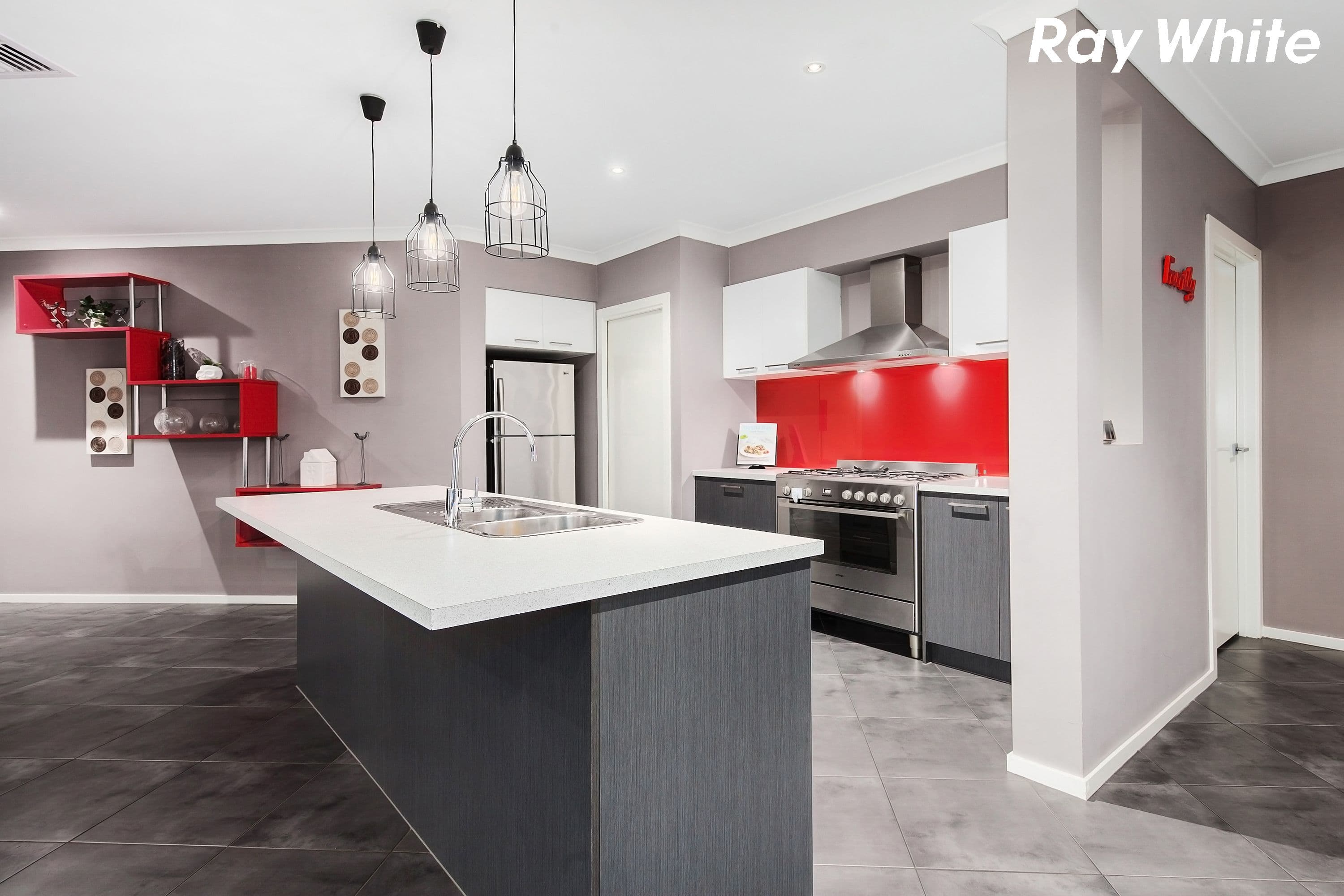 38 Thwaites Road, Pakenham VIC 3810, Pakenham - Thumbnail 7