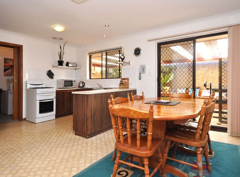 Unit 1, 1 Hillier Road, MORPHETT VALE SA 5162, Morphett Vale - Thumbnail 4