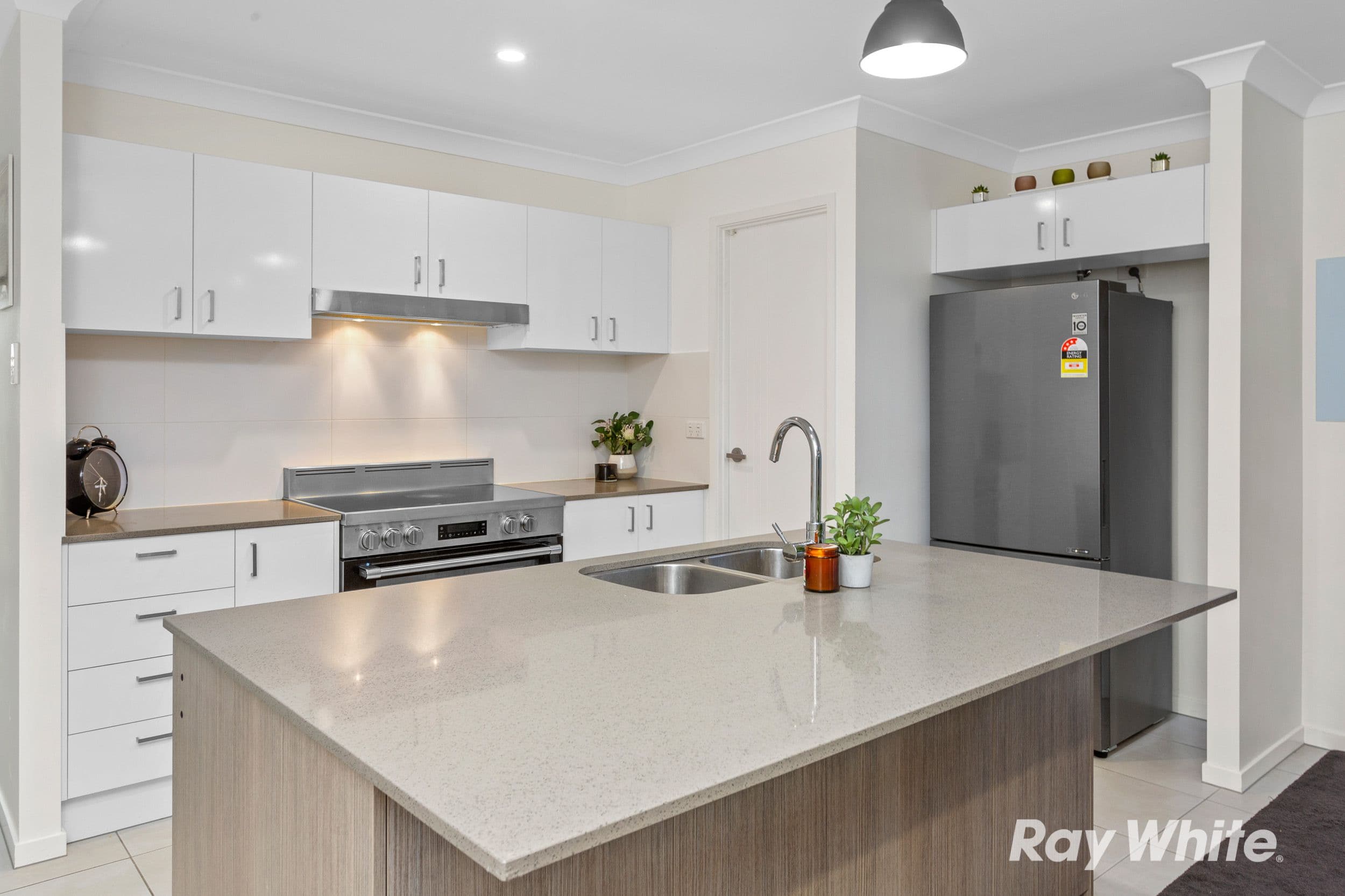 3 Tregole Street, Yarrabilba QLD 4207, Yarrabilba - Thumbnail 2