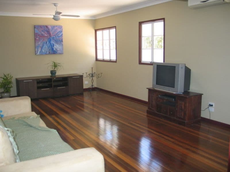 6  Sapphire, RUSSELL ISLAND QLD 4184, Russell Island - Thumbnail 5