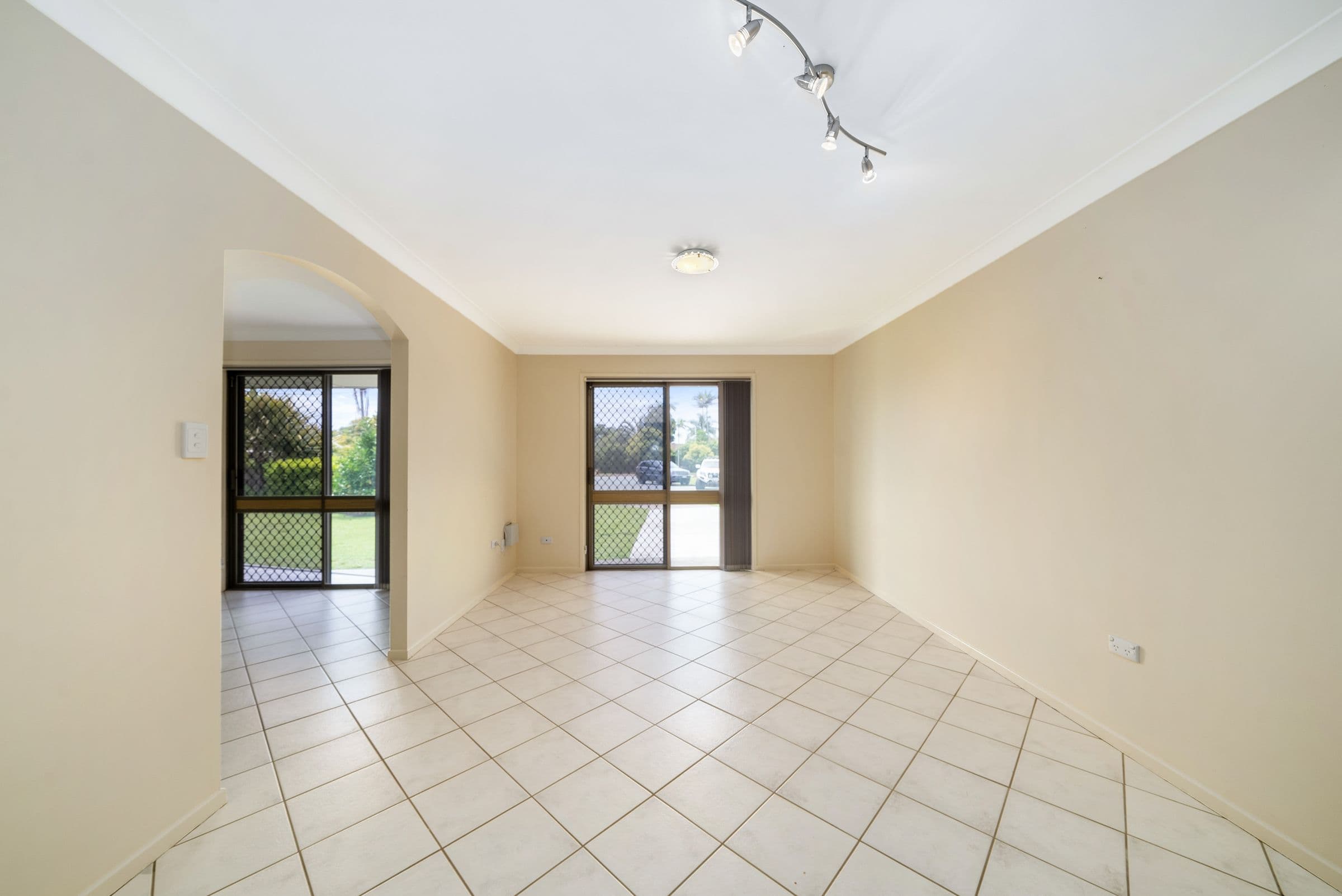 5 Leo Court, Kallangur QLD 4503, Kallangur - Thumbnail 3