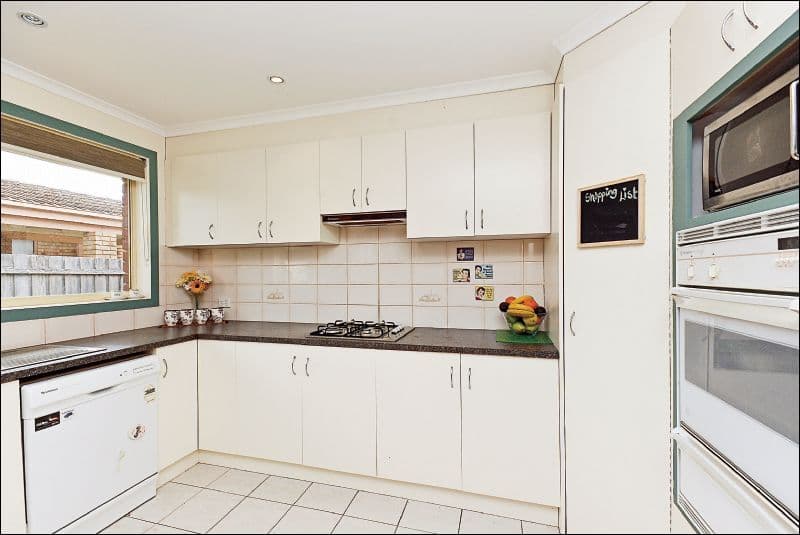 18 Cottage Crescent, KILMORE VIC 3764, Kilmore - Thumbnail 6