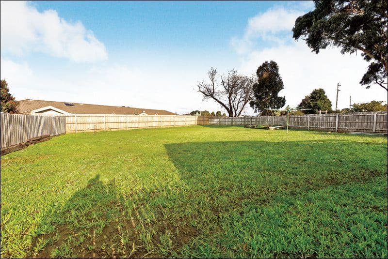 18 Cottage Crescent, KILMORE VIC 3764, Kilmore - Thumbnail 8
