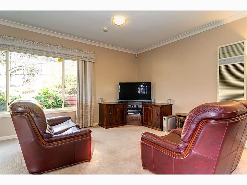 12 Lorikeet Grove, Flagstaff Hill SA 5159, Flagstaff Hill - Thumbnail 3