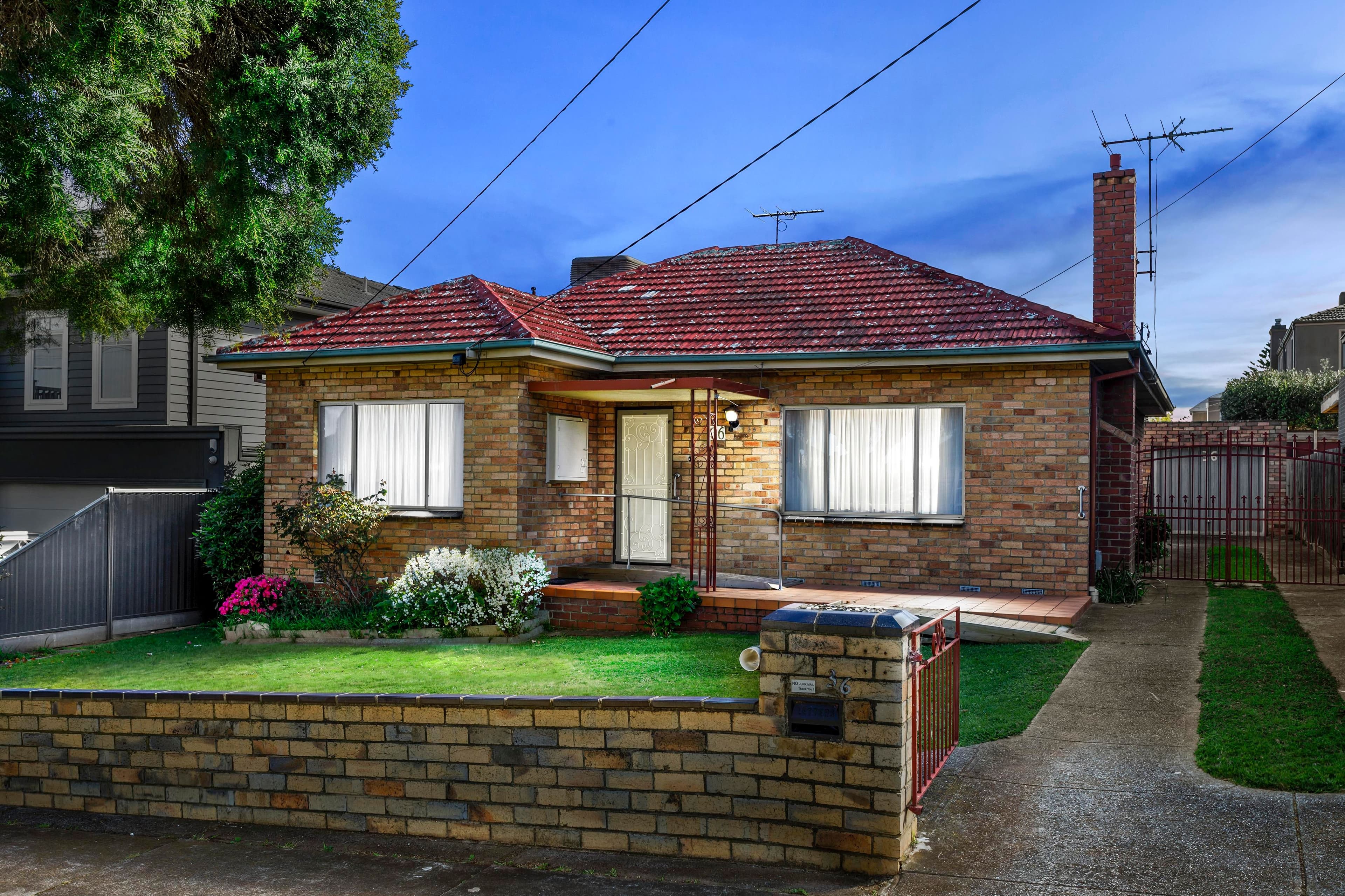 36 May Street, Aberfeldie VIC 3040, Aberfeldie - Thumbnail 2