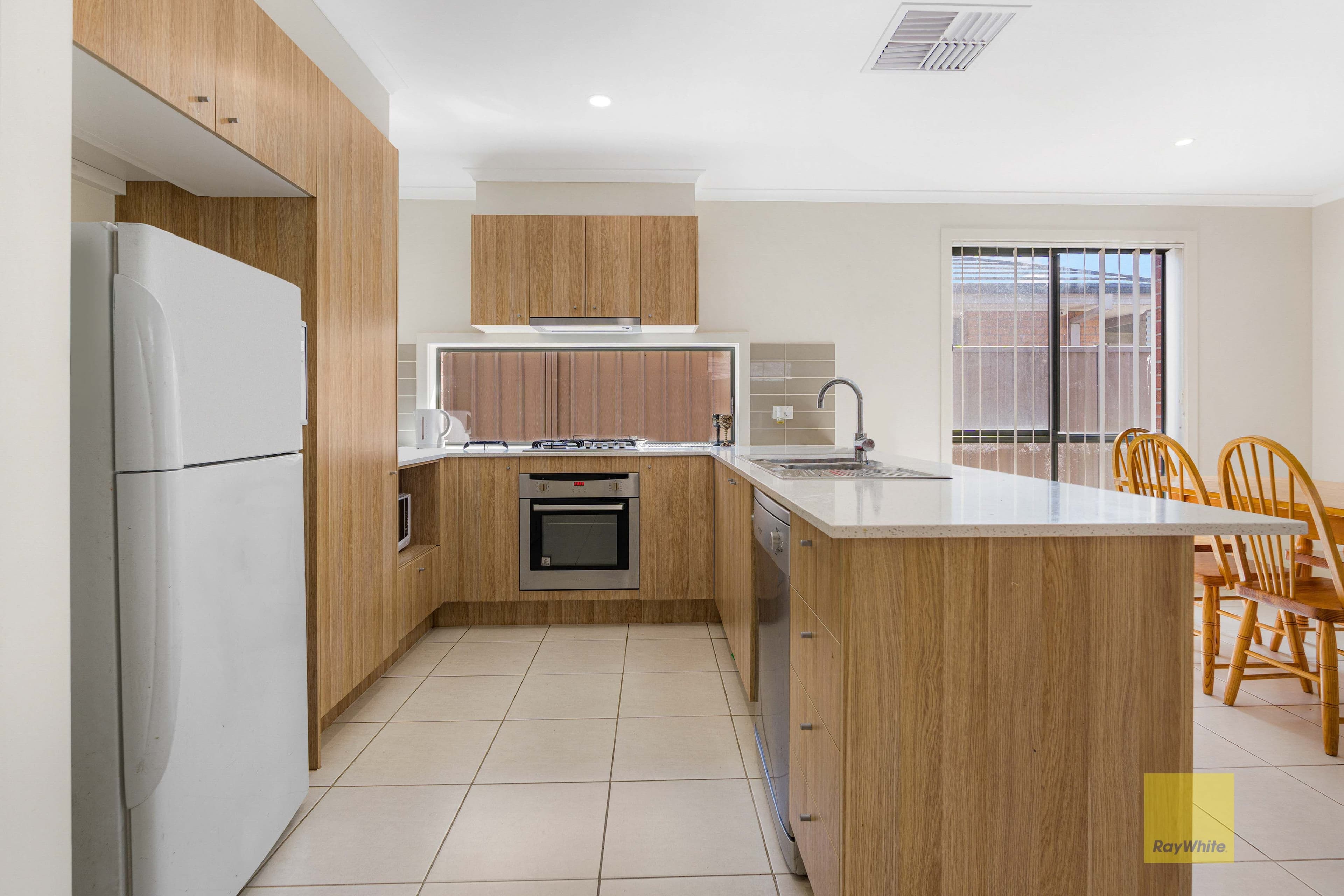 18 Parkleigh Drive, Kurunjang VIC 3337, Kurunjang - Thumbnail 6
