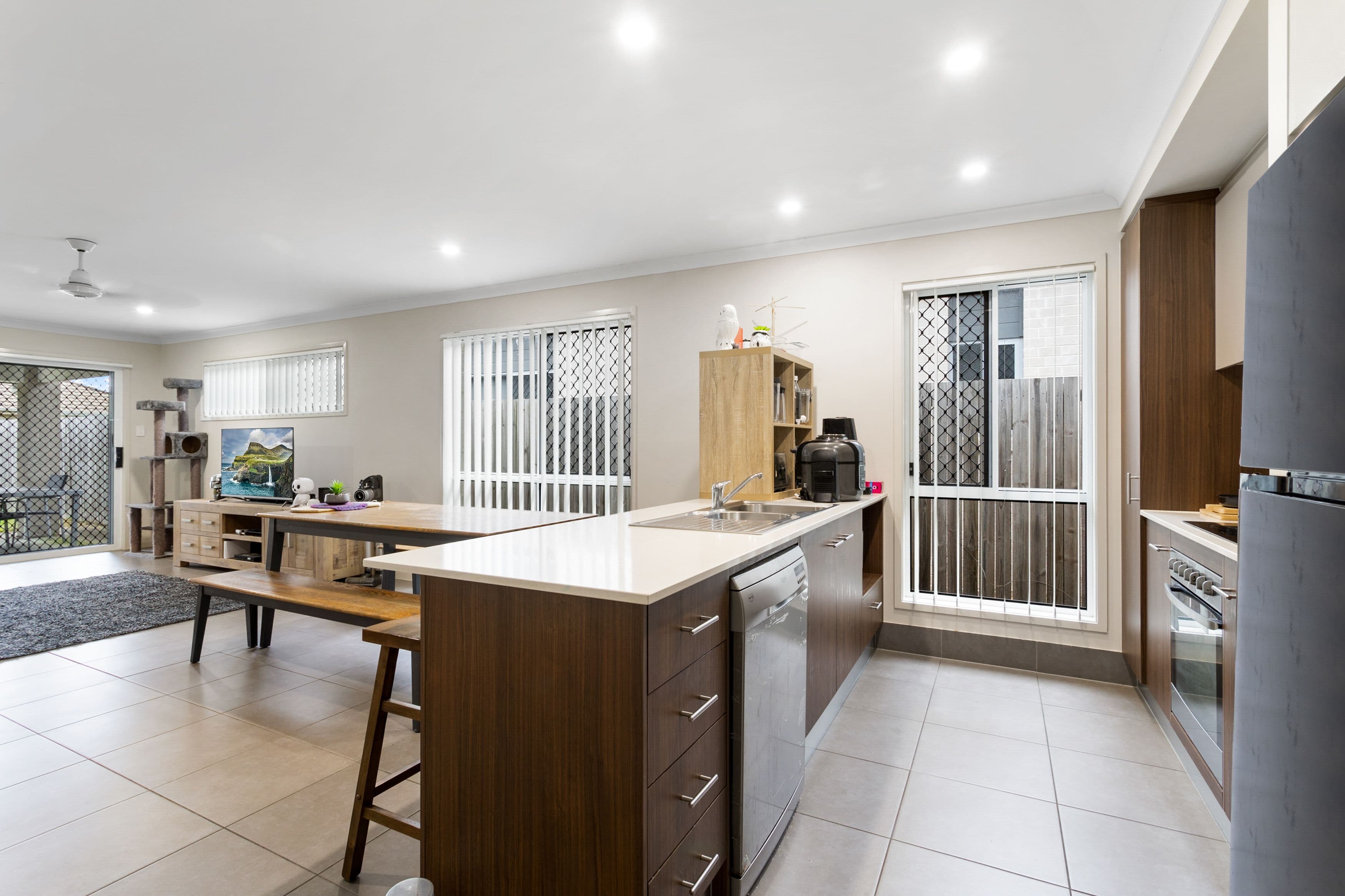 68 Jones Street, Rothwell QLD 4022, Rothwell - Thumbnail 2