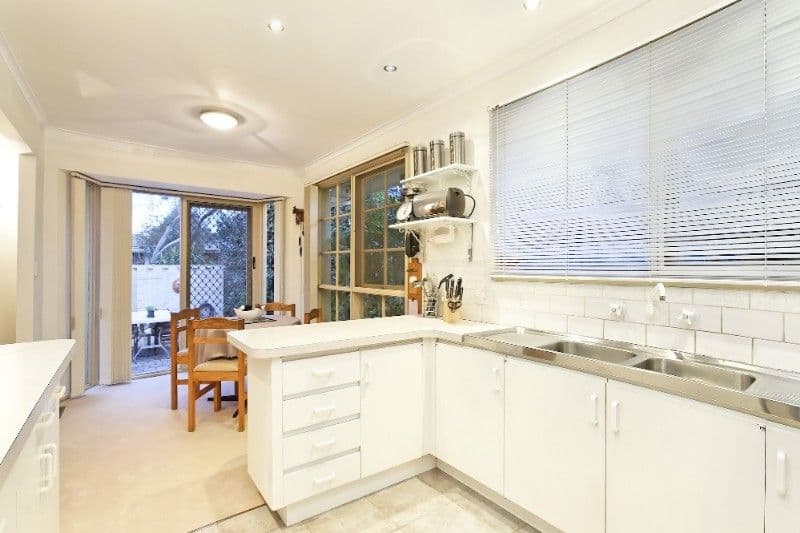 40 Sylphide Way, WANTIRNA SOUTH VIC 3152, Wantirna South - Thumbnail 8