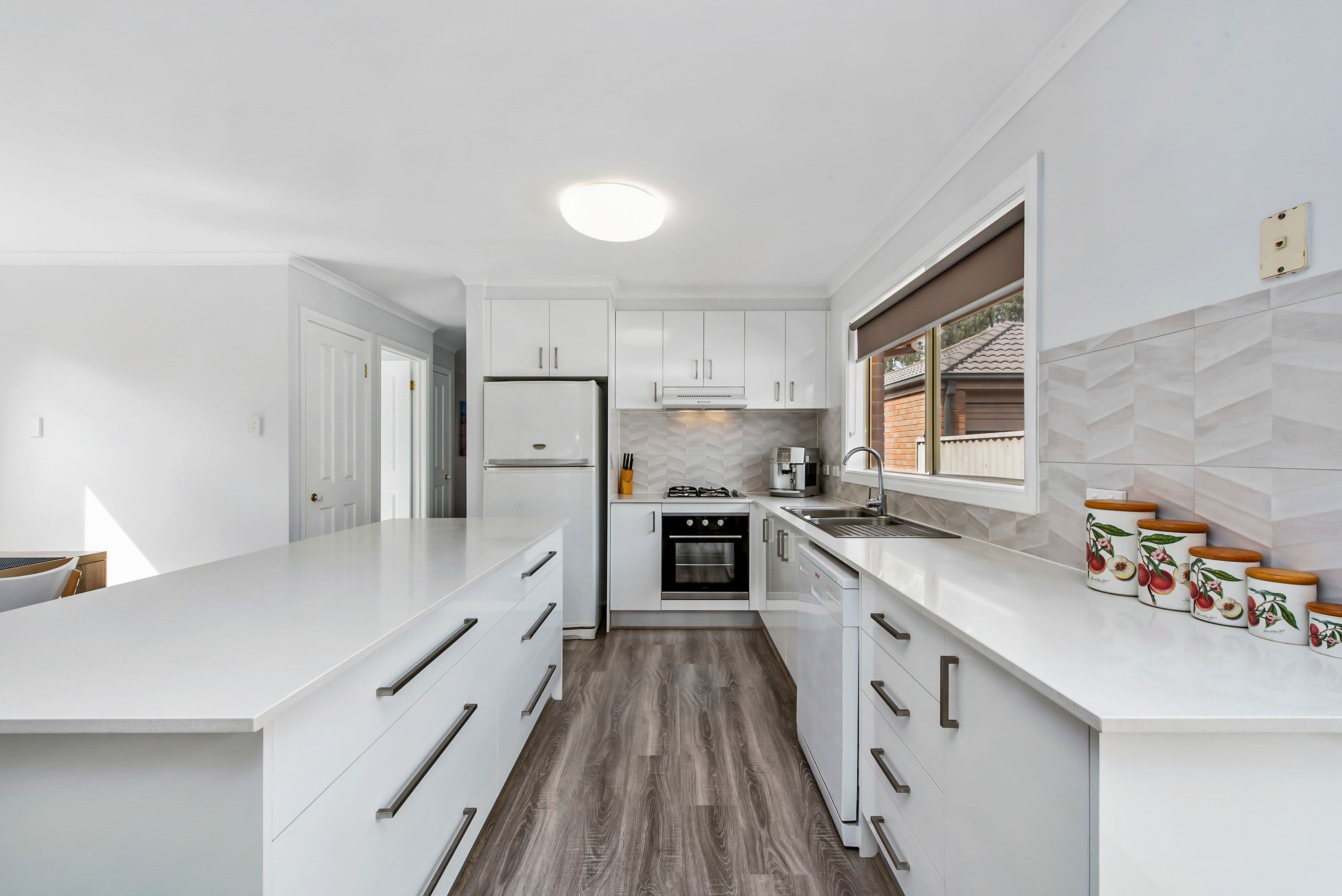 13 Lauffre Walk, Caroline Springs VIC 3023, Caroline Springs - Thumbnail 8